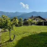 Haus Am Berch * Weissenstern