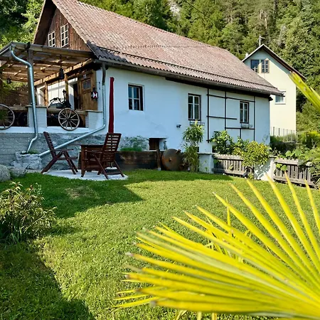 Haus Am Berch Apartment *