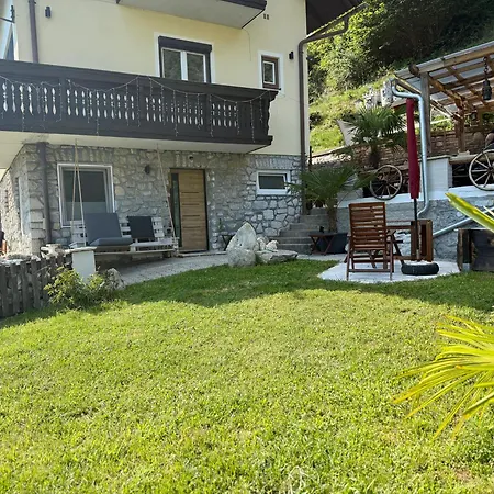 公寓 Haus Am Berch Weissenstern